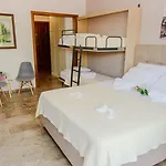 Akrata Apartment *