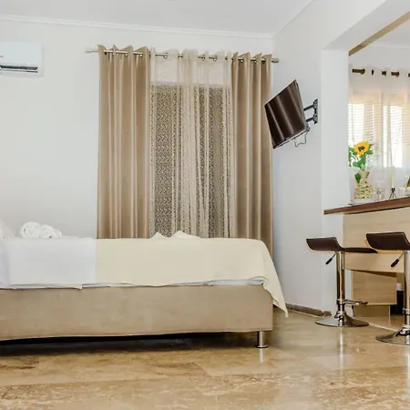 Akrata * Paralia Akratas